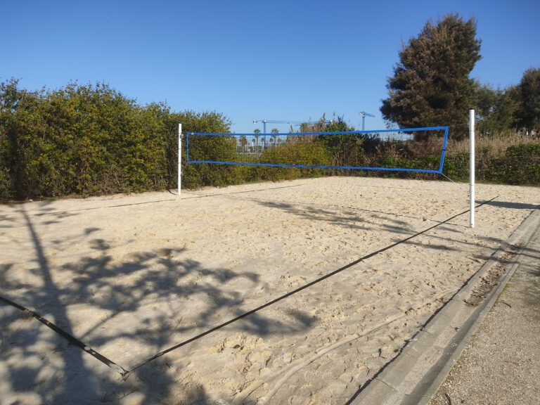 NUEVAS INSTALACIONES DEPORTIVAS EN COSTA BALLENA CHIPIONA